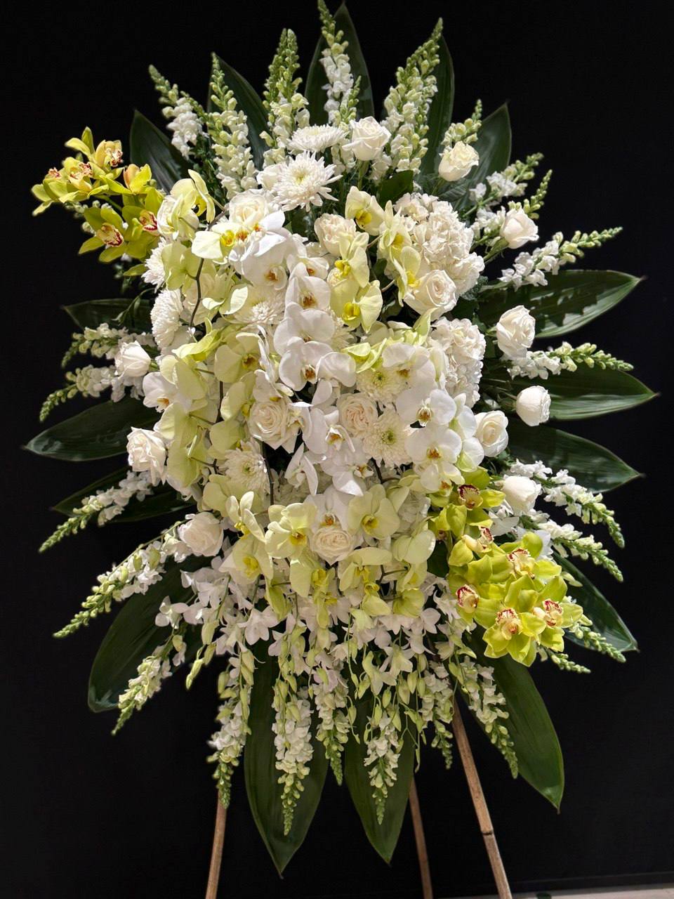 Gentle Harmony Standing spray