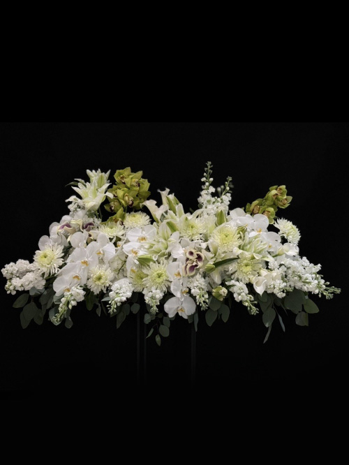 Cotton Expression Casket Spray