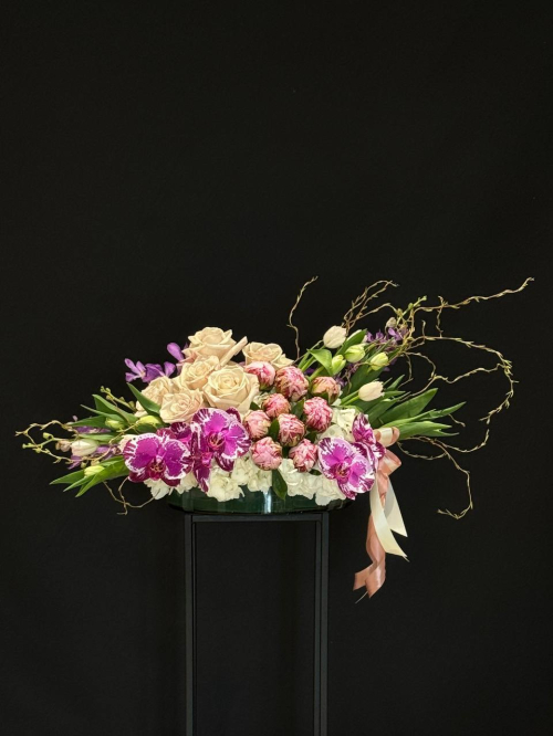 flower river arrangement 