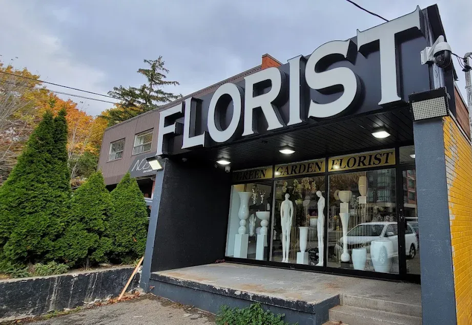 Same-Day Flower Delivery in Thornhill